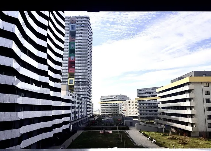 Apartment 2 Bedroom Next To Metro U1 And Pr Garage Vienna